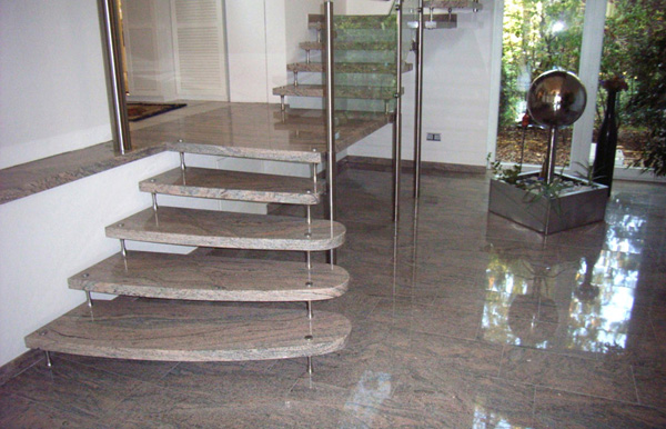 Granitplatten, Juparana India, poliert, Treppenhaus