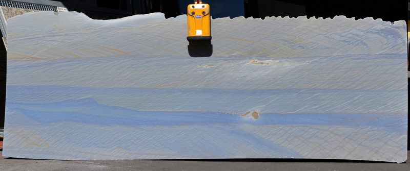 Naturstein blau, Rohtafel, Azul Macauba, poliert, Dicke 2 cm