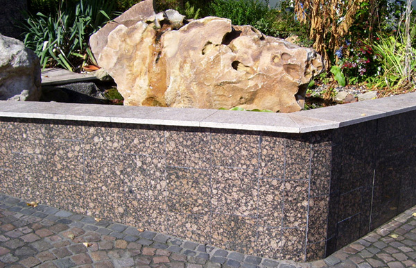 Fliesen aus Granit, Baltic Braun, 40x40x1 cm, poliert