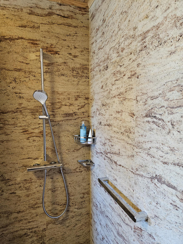 Natursteinfliesen aus Granit, Shivakashi, satiniert