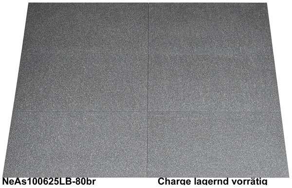 Granit Terrassenplatten Nero Assoluto, geflammt und gebürstet